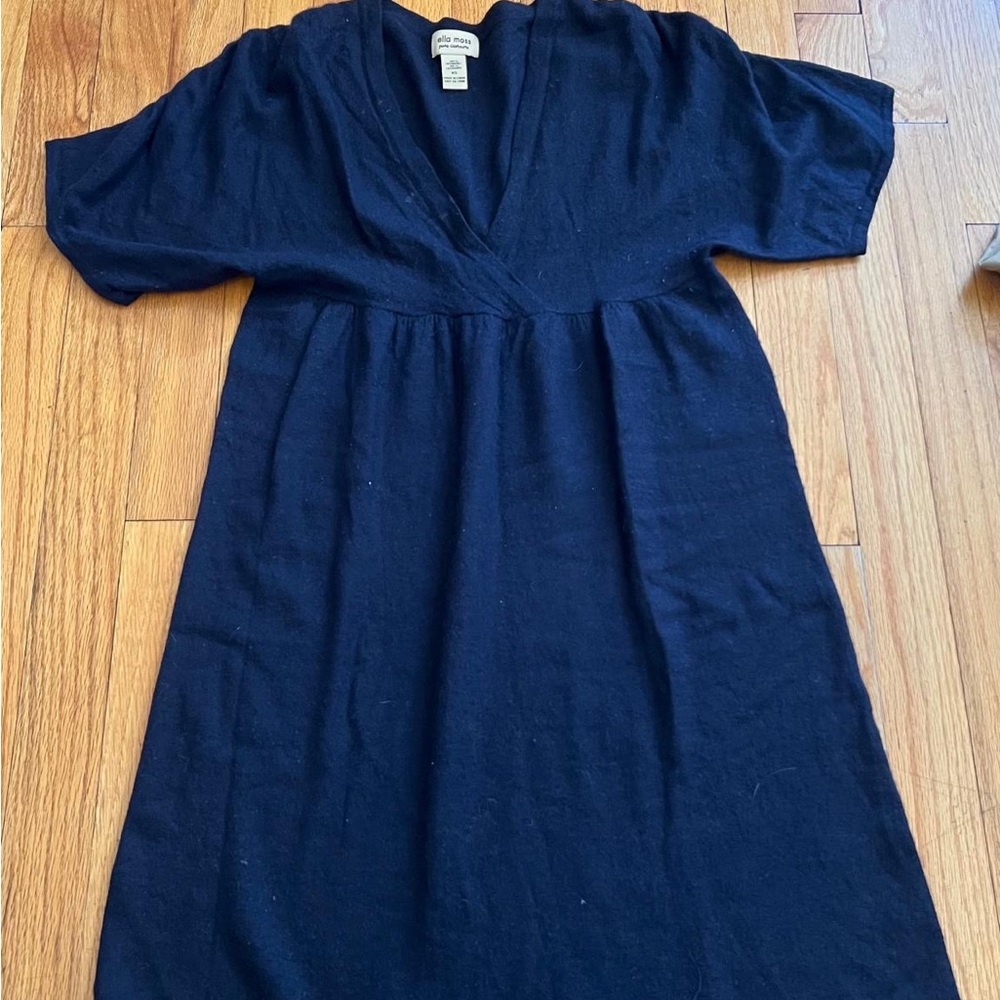 Stylish marine V neck ultra soft cachemire dress